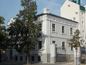 Флигель