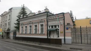 Ограда с воротами (Хамовники)