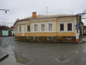 улица Караимская, 57 (Евпатория)