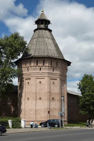Юго-восточная наугольная (Смоленская) башня