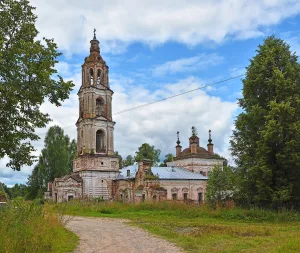 Ансамбль Никольской (Воскресенской) церкви (Верховье)