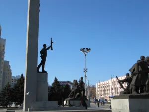 Площадь Партизан