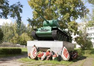 Памятник воинам-танкистам