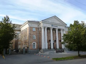 Здание административное (телефонно-телеграфная станция)