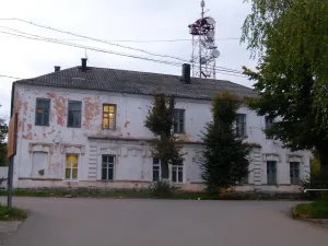 Дом Семенова и Дьячкова с лавкой