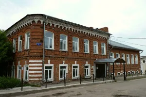 Дом Устинова