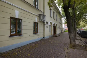 Присутственные места
