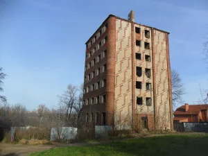 Дом-башня имени Парижской коммуны