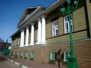 Дом уездного земства (дом Калистова, деревянный)