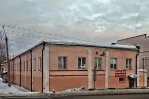 Дом жилой (бывший подготовительный корпус)