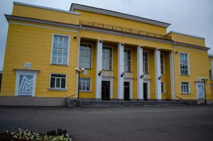 Левобережный Дворец культуры металлургов