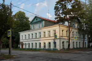 Бывший дом Старикова, впоследствии общественный клуб