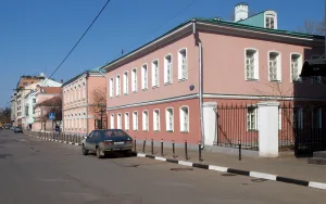 улица Малая Ордынка 9/12 строения 1 2 3 жилые дома