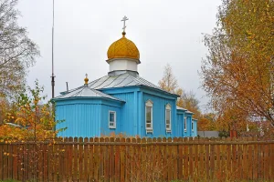 Церковь Троицы Живоначальной в Нарееве