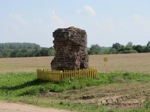 Пограничный столб (Гончаровка)