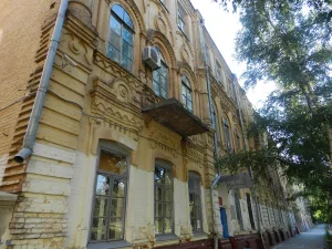 Жилой дом (Центральный район)