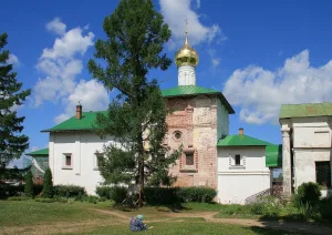 Церковь Благовещения с трапезной палатой