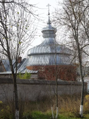 Угловая башня ограды