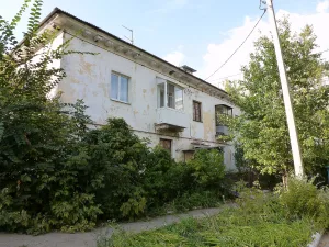 Жилой дом по улице Тюленина 10