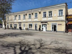 Улица Революции, 46 (Евпатория)