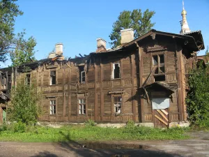 Жилой дом (деревянный двухэтажный)