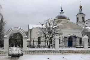 Ограда с воротами (Костерево)
