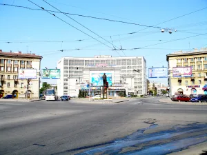 Площадь Калинина