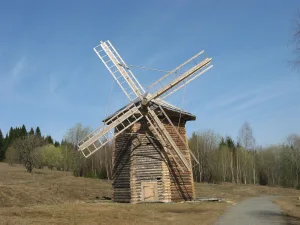 Мельница ветряная из деревни Шихари Очерского района