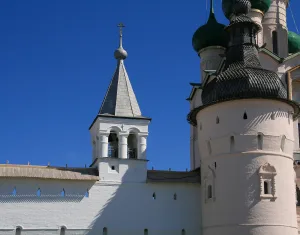 Колокольня церкви Иоанна Богослова (Ростов)