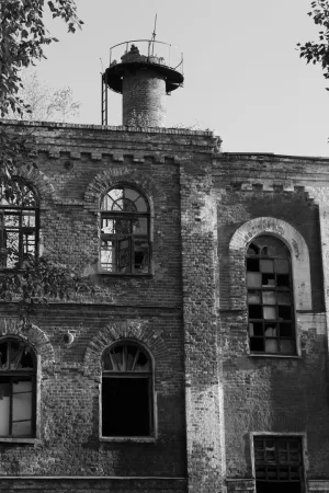 Здание рабочих казарм
