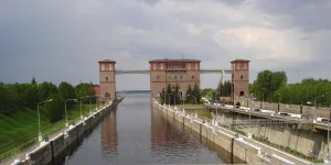Судоходный шлюз Рыбинской ГЭС