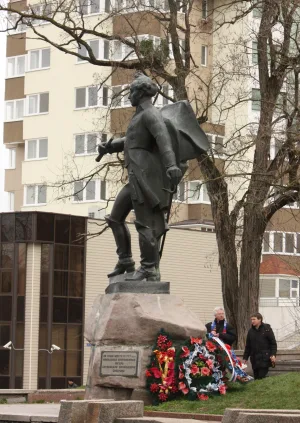 Статуя Суворова (Симферополь)