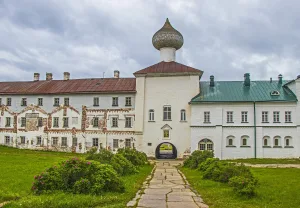Церковь Благовещения (надвратная)