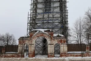 Ограда с воротами