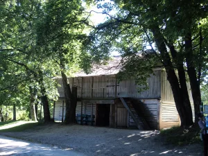 Амбар