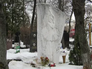 Могила Галины Улановой
