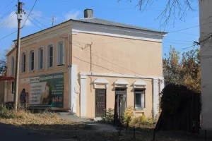 Восточный флигель