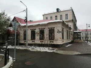 Флигель