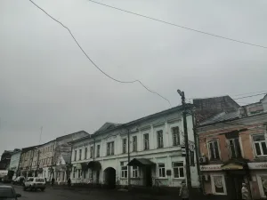 Дом жилой с магазином