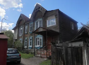 Дом Карабутова