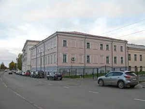 Здание торгово-мореходного училища