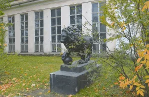 Чугунные львы