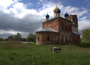 Церковь Воскресенская (Крестовоздвиженская)