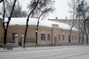 Жилой флигель