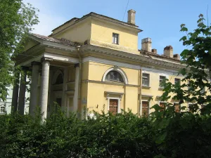 Крестовоздвиженская церковь