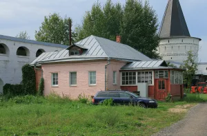 Старый келарский корпус