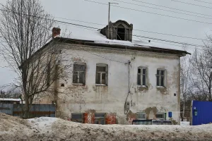 Дом Лавровых