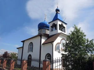 Храм Троицы Живоначальной