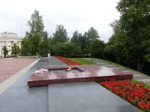 могила Неизвестного солдата с Вечным огнём