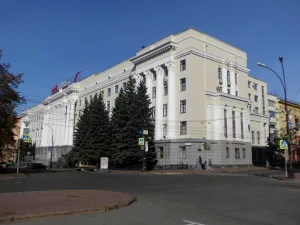 Здание управления ЮУЖД